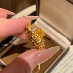 Adjustable gold crystal ring for women elegant jewelry gift